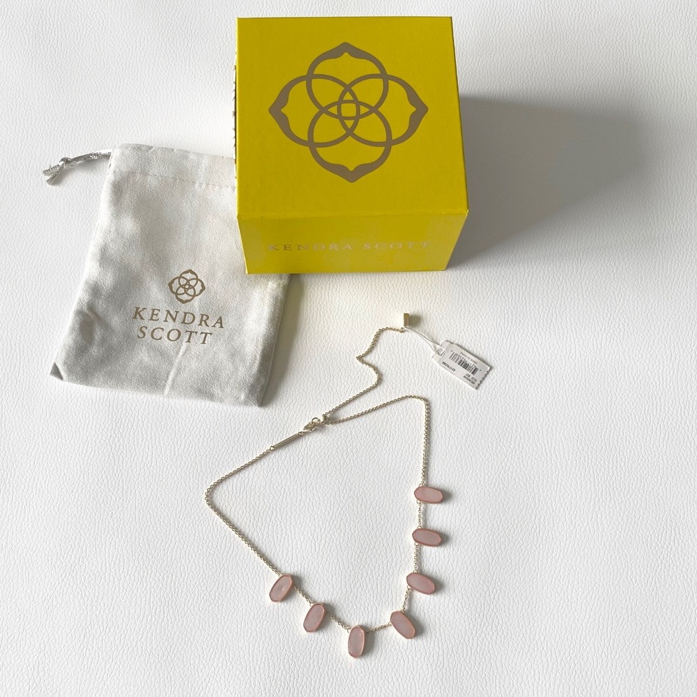 new Kendra Scott ๊ง Mother of Pearl Meadow Necklace - Picture 4 of 9